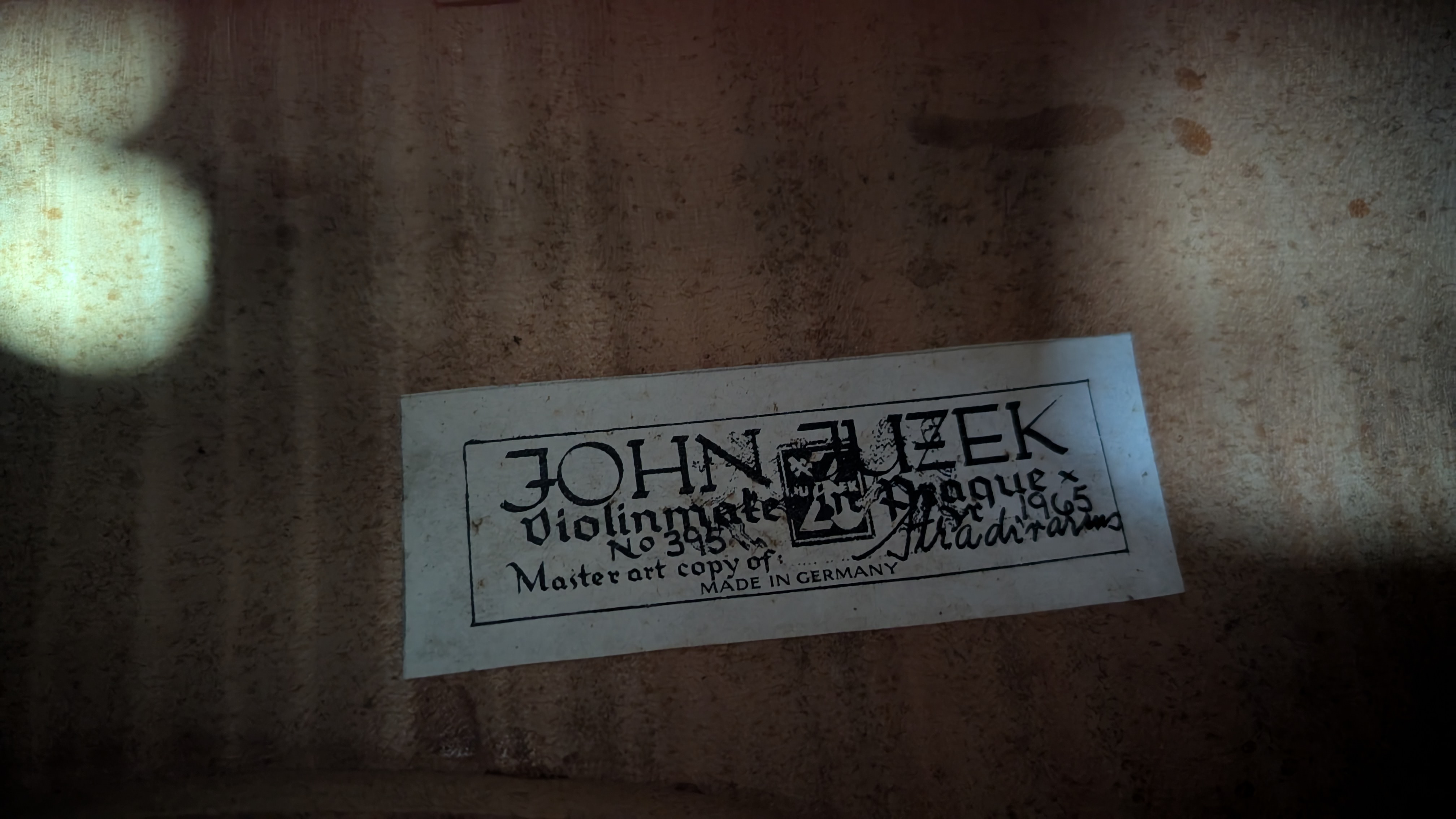John Juzek Master Art label 1965 No. 395